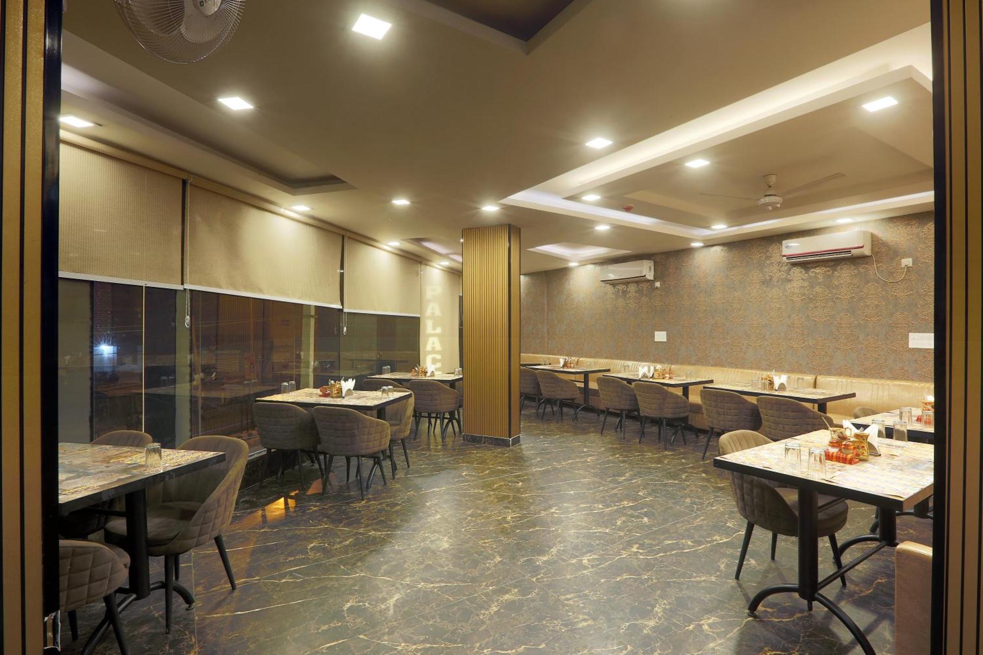 Hotel Prithvi-Raj Near Delhi Airport Nuova Delhi Esterno foto