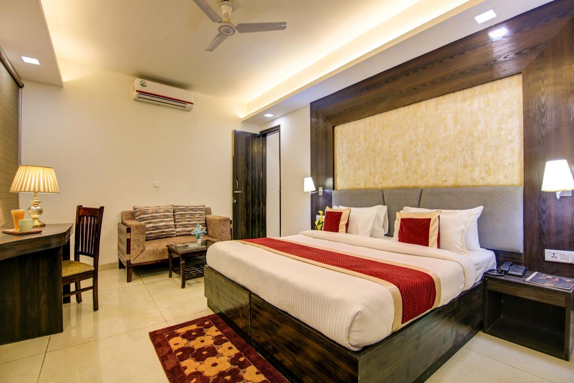Hotel Prithvi-Raj Near Delhi Airport Nuova Delhi Esterno foto