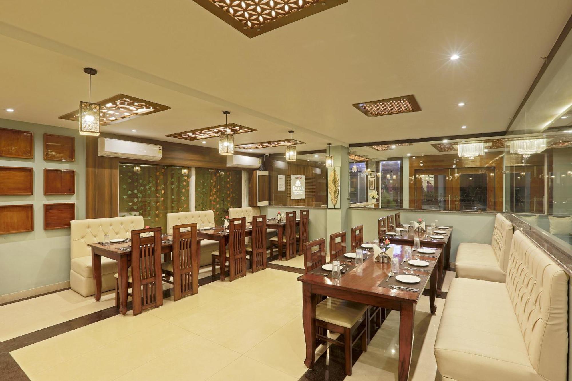 Hotel Prithvi-Raj Near Delhi Airport Nuova Delhi Esterno foto