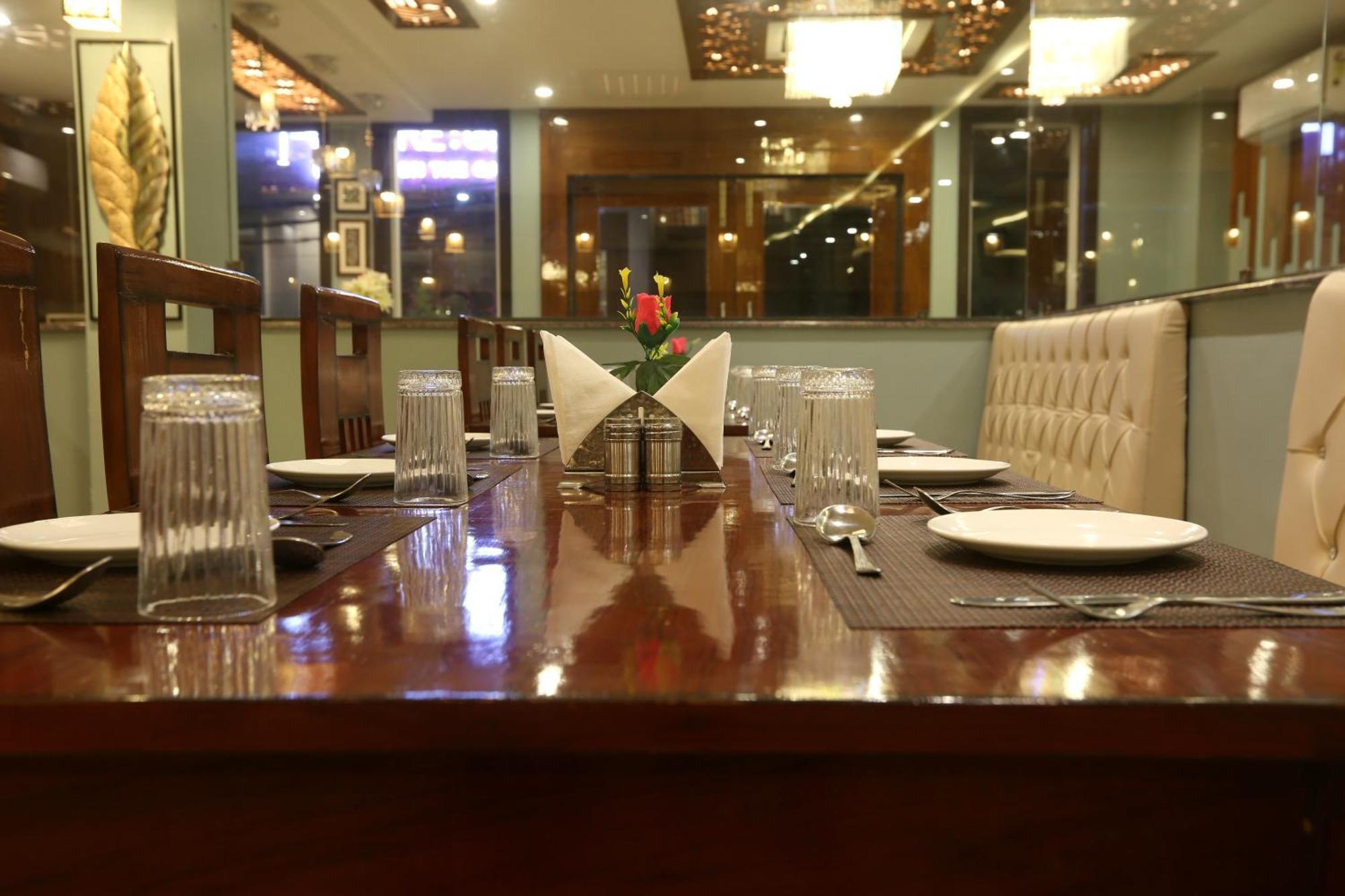 Hotel Prithvi-Raj Near Delhi Airport Nuova Delhi Esterno foto